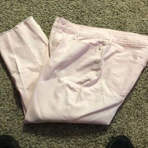 Gloria Vanderbilt pink jean Capri woman’s